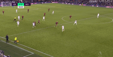 德国杯战报：凯恩破门，对手2送乌龙，拜仁3-2柏林联合