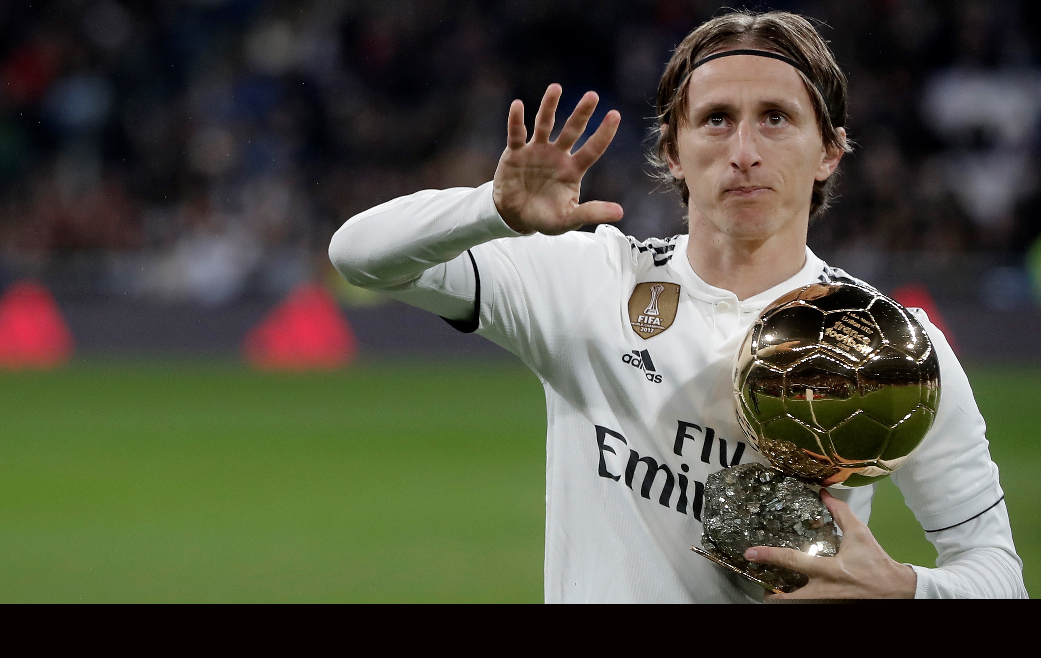 布莱顿老板被其公司一名前雇员指控，运营6亿镑秘密赌球集团